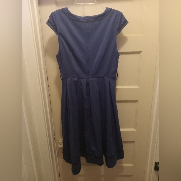 Lindy Bop Retro Style Dress - Picture 2 of 5